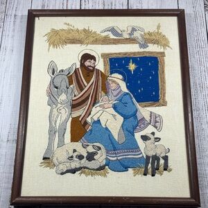 VINTAGE 1981 DIMENSIONS CREWEL COMPLETED EMBROIDERY FRAMED NATIVITY CHRISTMAS